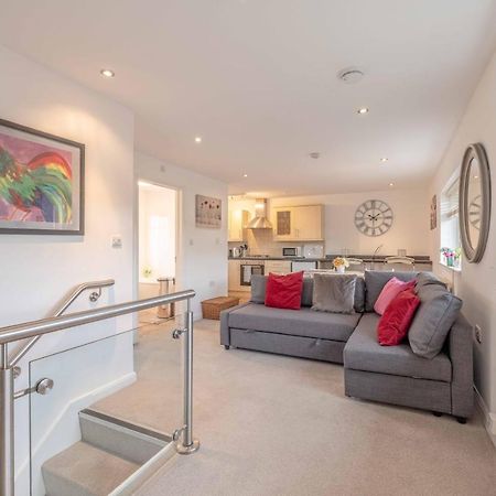 Windsor Wexham One Bedroom Home Sleeps Four سلوف المظهر الخارجي الصورة