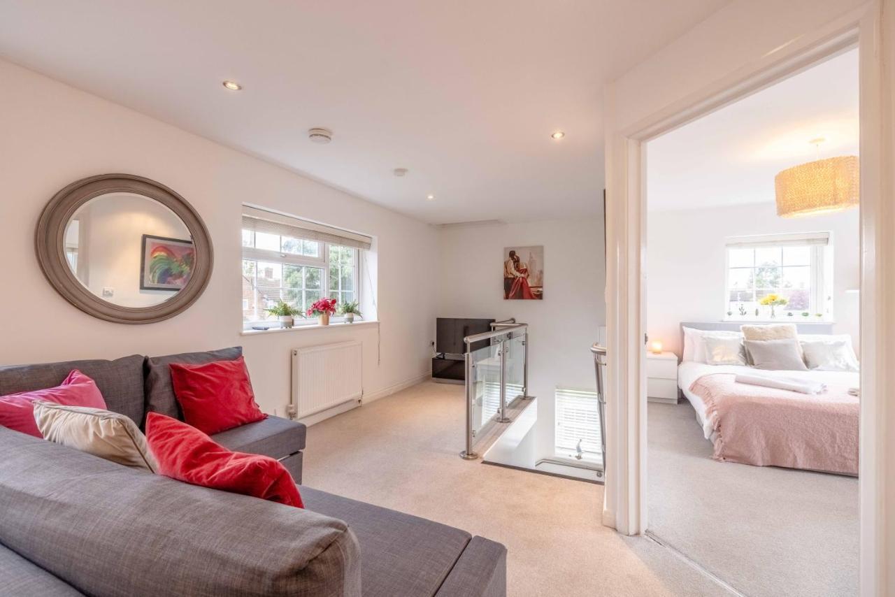 Windsor Wexham One Bedroom Home Sleeps Four سلوف المظهر الخارجي الصورة